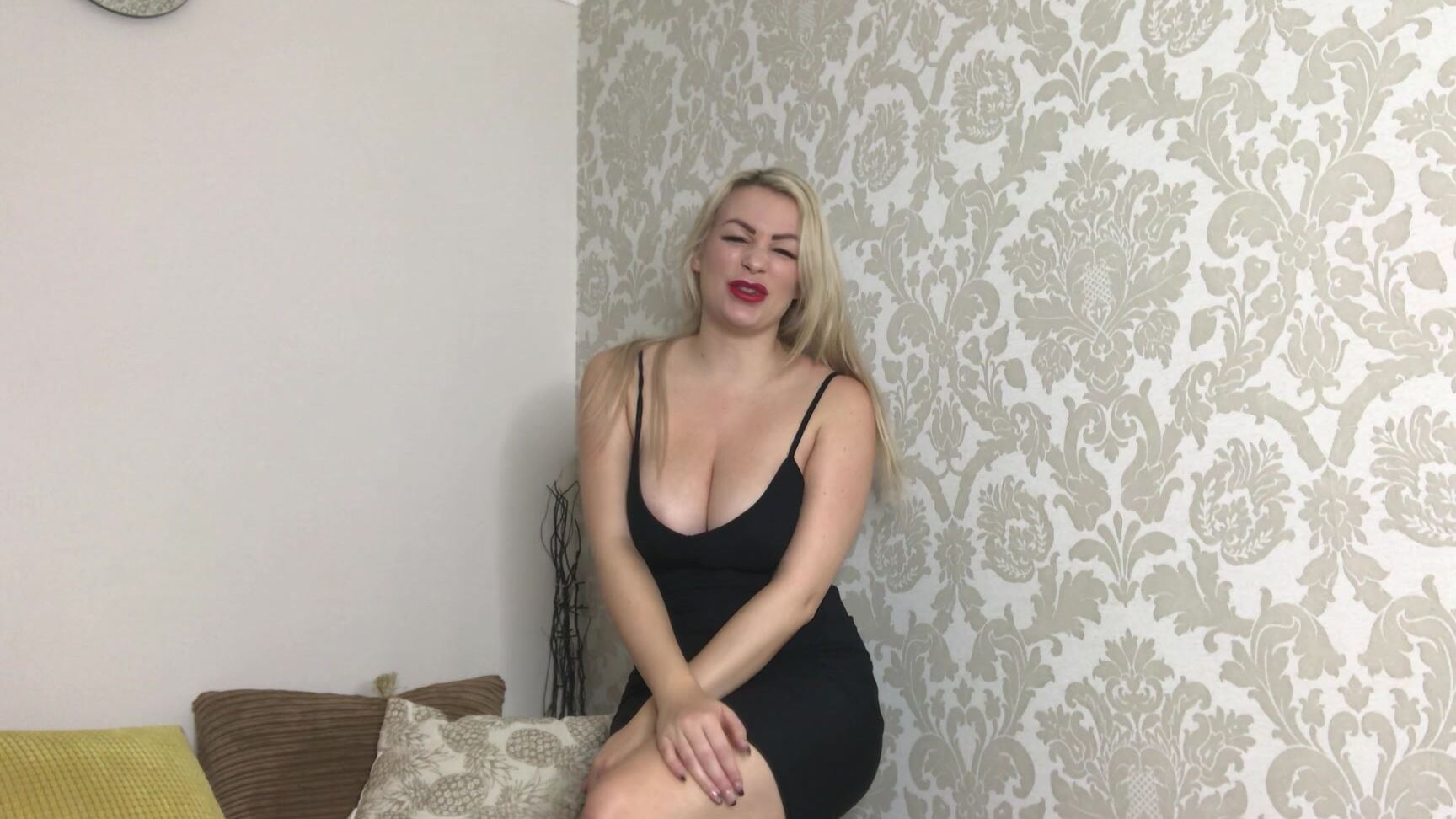 Penny Lee Such A Small Cock