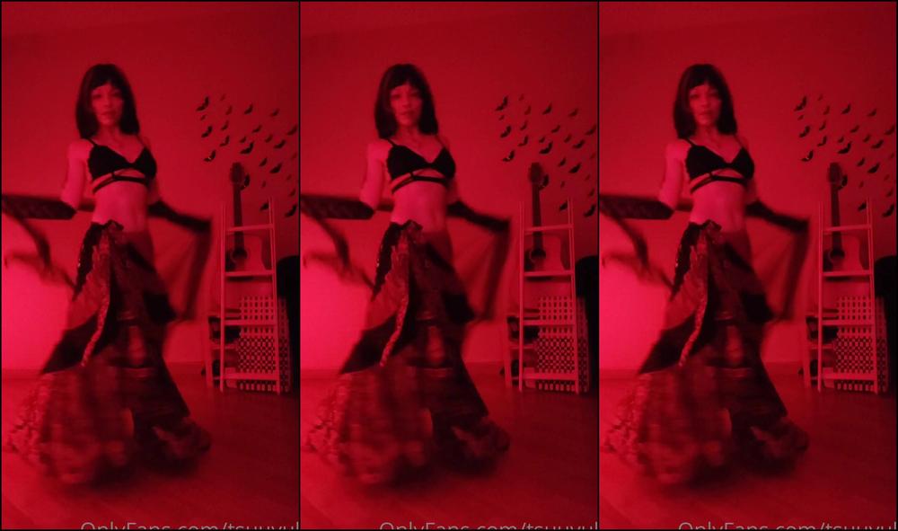 Tsuuyuki 2803019865 03 13 2023 She Said Let S Dance