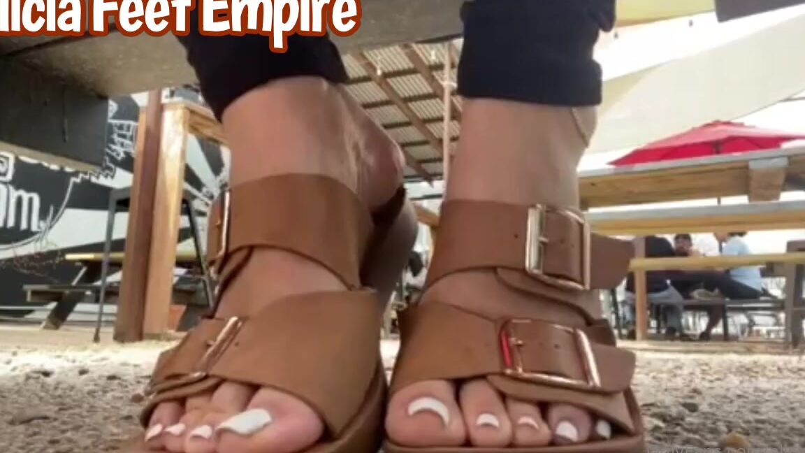 Alicia Feet Onlyfans Can I Tease You With My Feetp