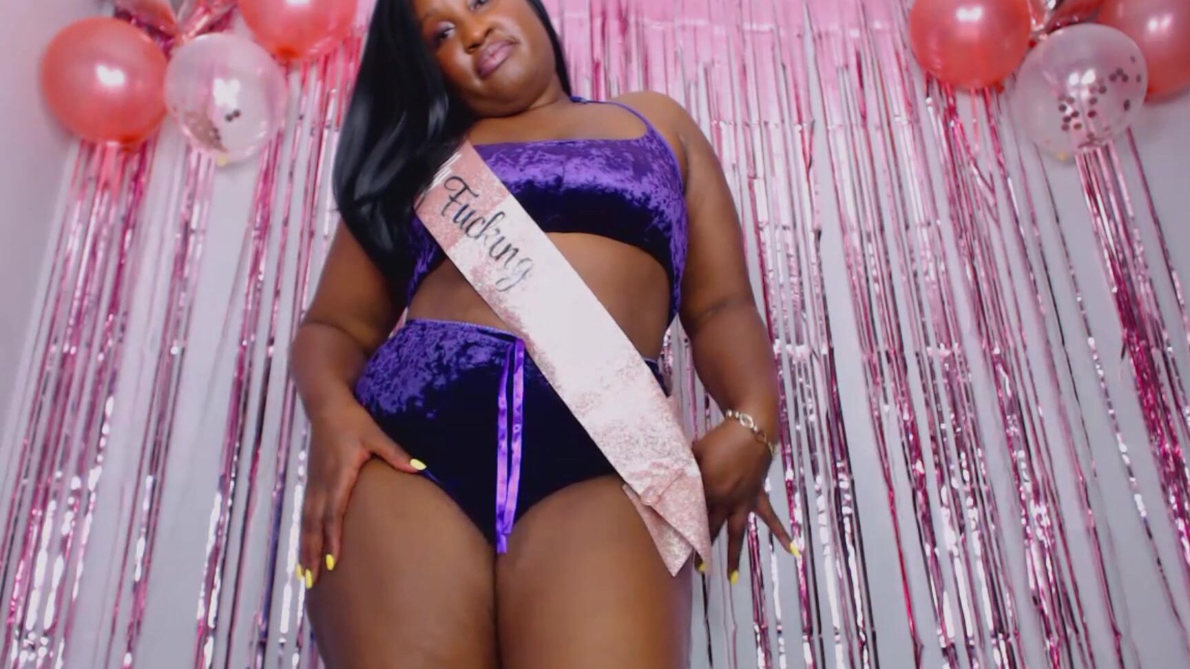 "UnfriendlyBlckHottie" brat girls, cock tease, ebony goddess, financial domination, money fetish 25 Birthday Tribute A Small Token manyvids