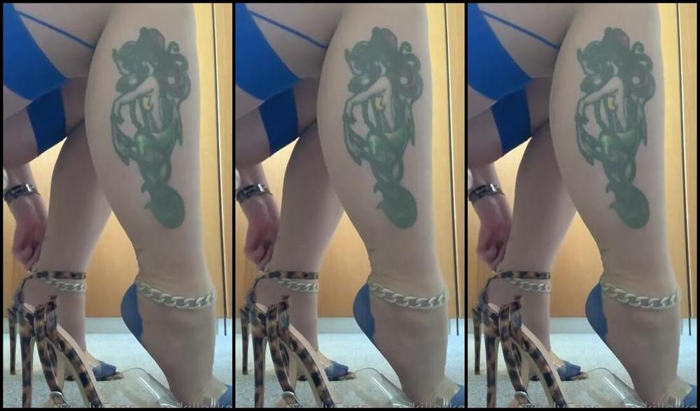 Killersexyfeets Nicknamed Killerkell Onlyfans I Love These Stockings But Time To Take Them Off Hope You Re Sitting Comfortably