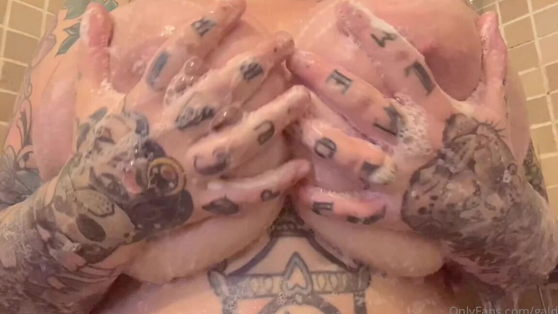 Galdalou I Could Do With Someone To Help Soap Me Up Any Volunteers