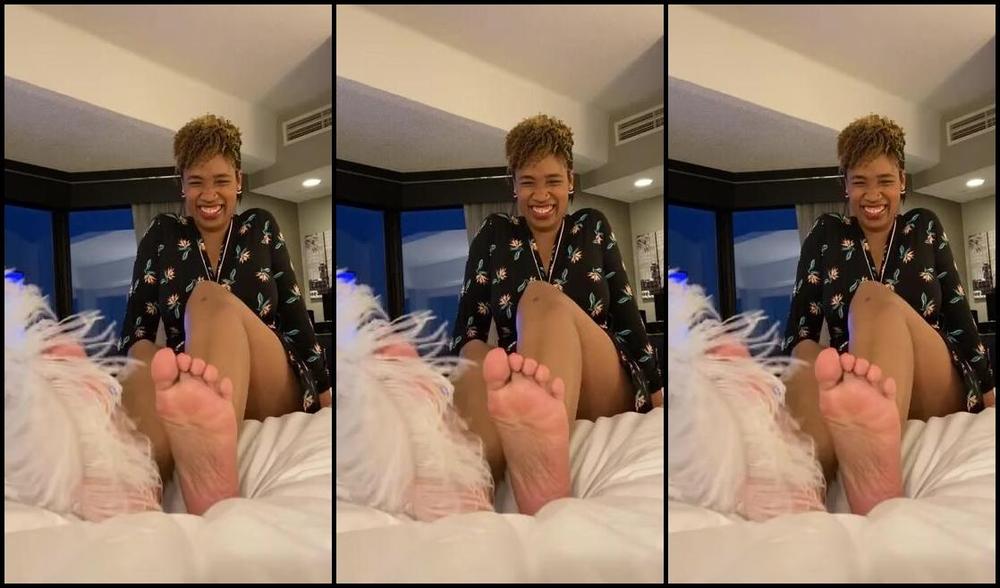 Nicholesole Onlyfans Tickled By Feather Brush And Fingers The Fingers Really Killed Me Lolp