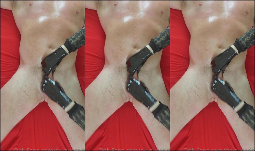 Skysugaring 2379512857 03 01 2022 Muscular Football Player With Thick Chunky Cock We Skipped The Wax Amp Went Straight To Hand