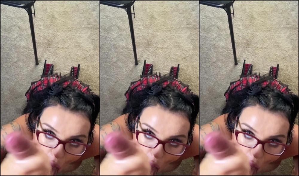 paytonpreslee-02-09-2020-820856377-pov-school-girl-blowjob-with-dannymountain10