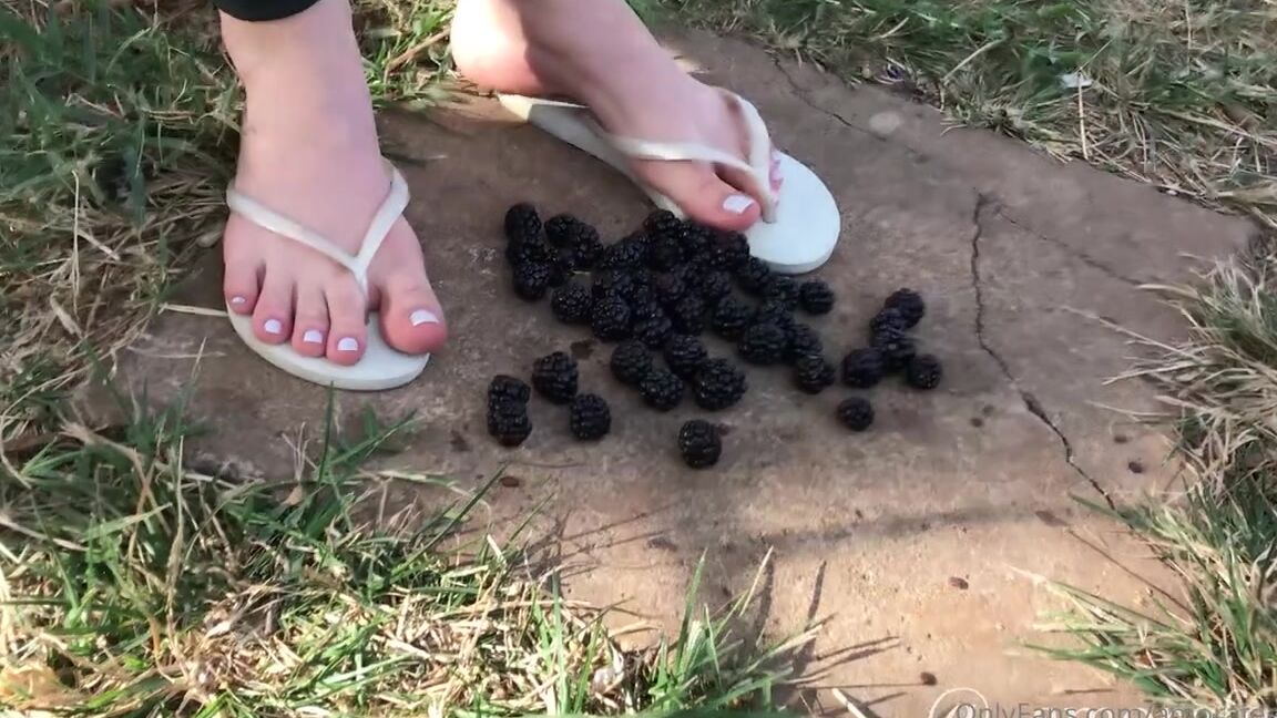 Pezinhos Da Amora Aka Amorafeetofc Onlyfans Blackbarries