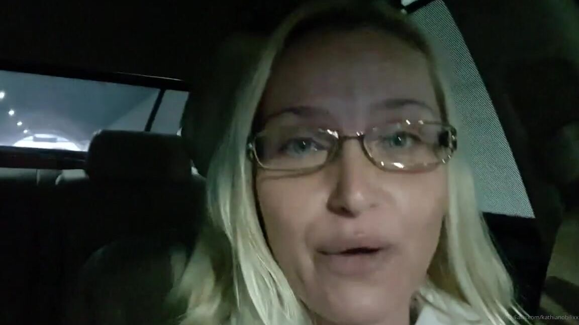 Kathianobilixx Findom 11 04 2019 Onlyfans Video How Was Yesterday Trip