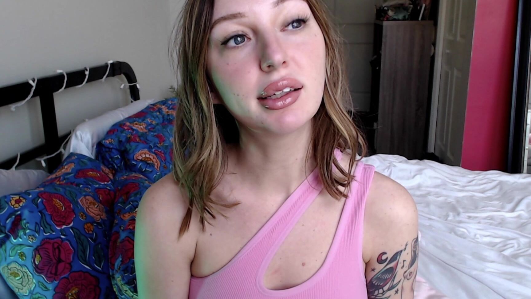 "HARPERMADI" lip fetish, lipstick fetish, sfw, lip gloss, lips, lipstick 699 Your Lip Addiction manyvids