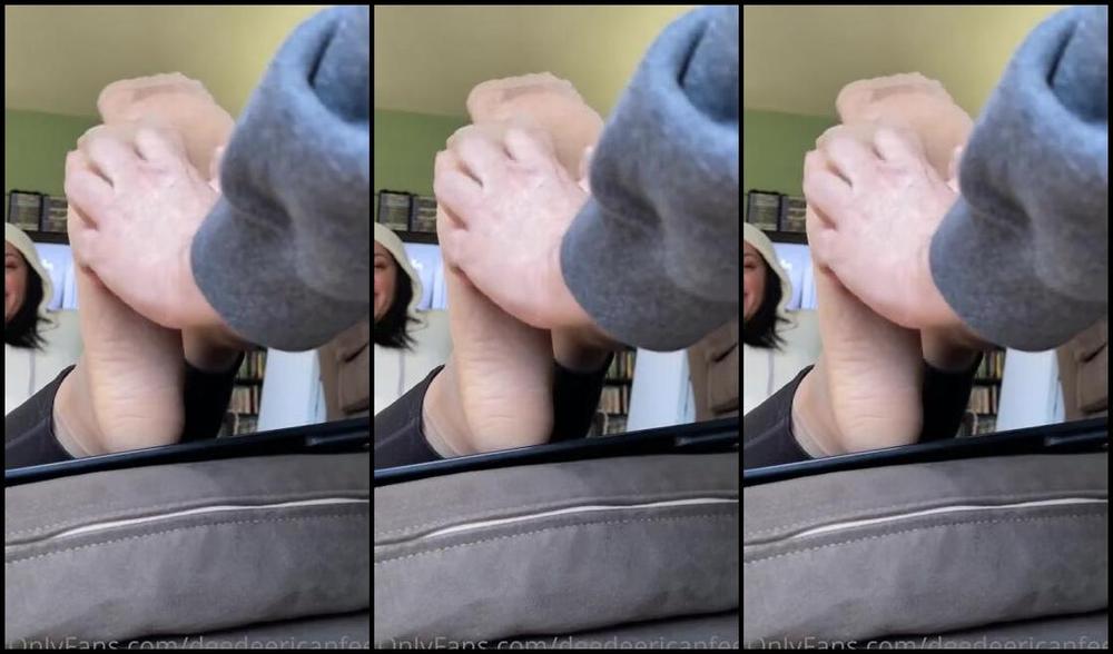 Deedeericanfeet Onlyfans As Requested Tickle Tickle Lol In Nylons So Funny