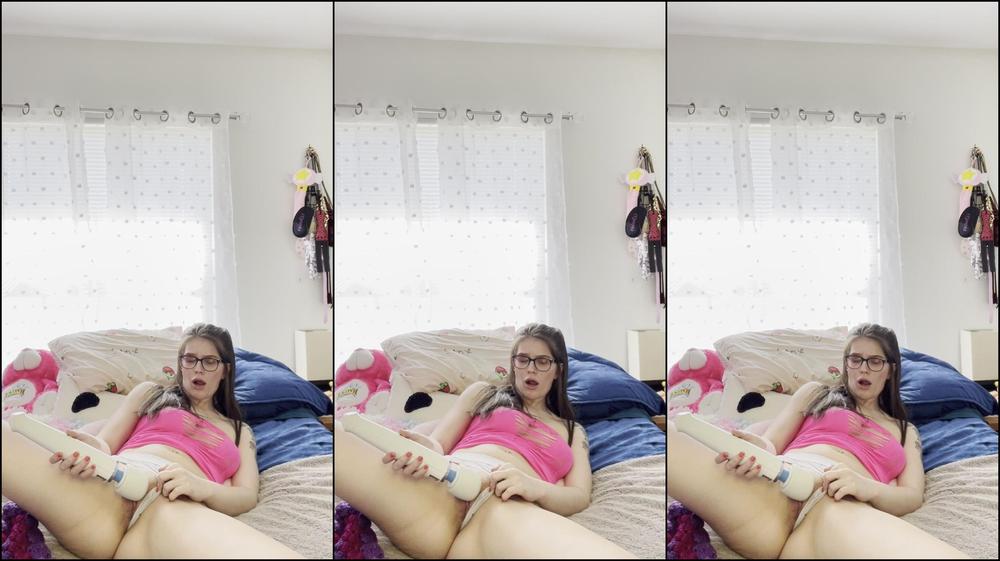 Meganholly Stuffing My Panties In Hairy Tight Pussy