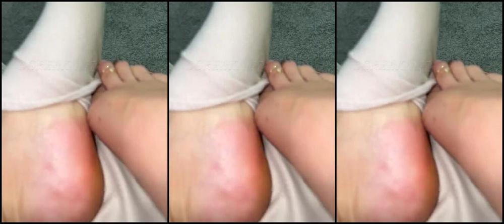 Greek Goddess Li Aka Greekli77 Onlyfans Unshaven Legs Handless Sock Removal Nd