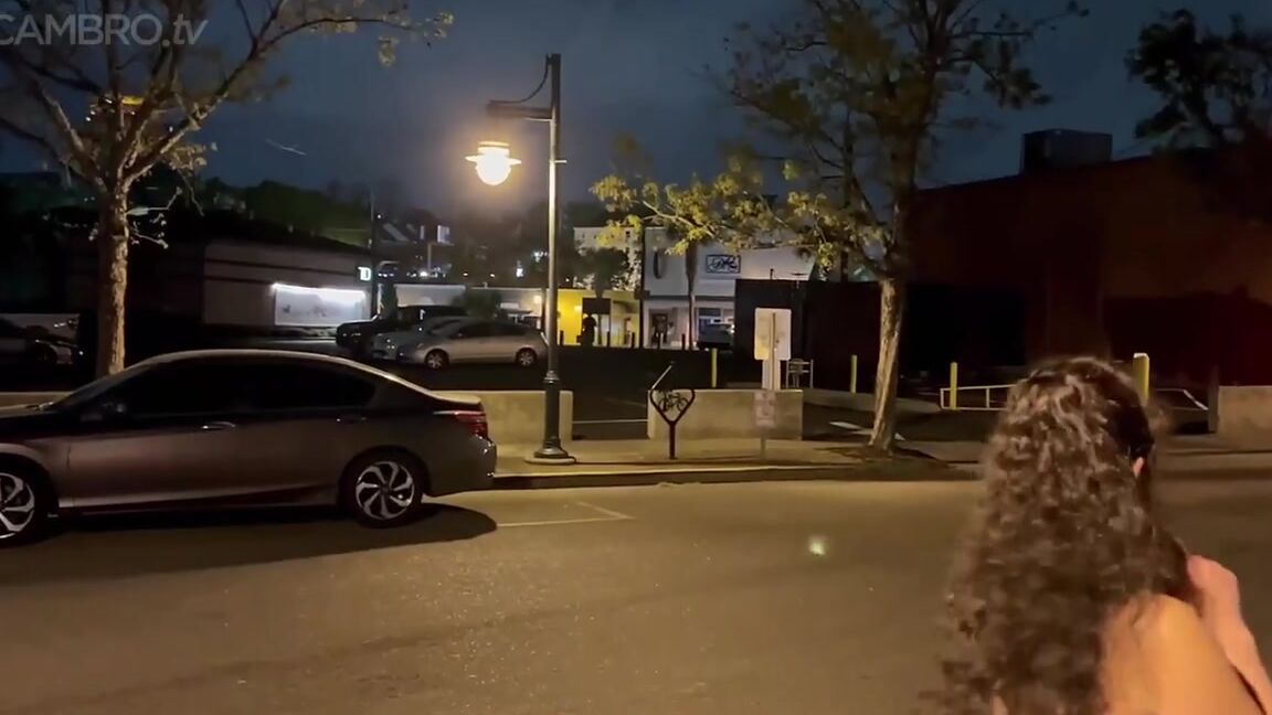 Nicole Niagara Slutty Street Flash Dildo Fuck Doodstream