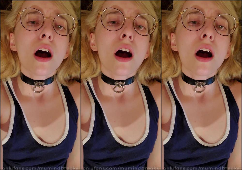 Mymindbreaks Using My Clitoral Suction Toy On My Tiny Little Cunt