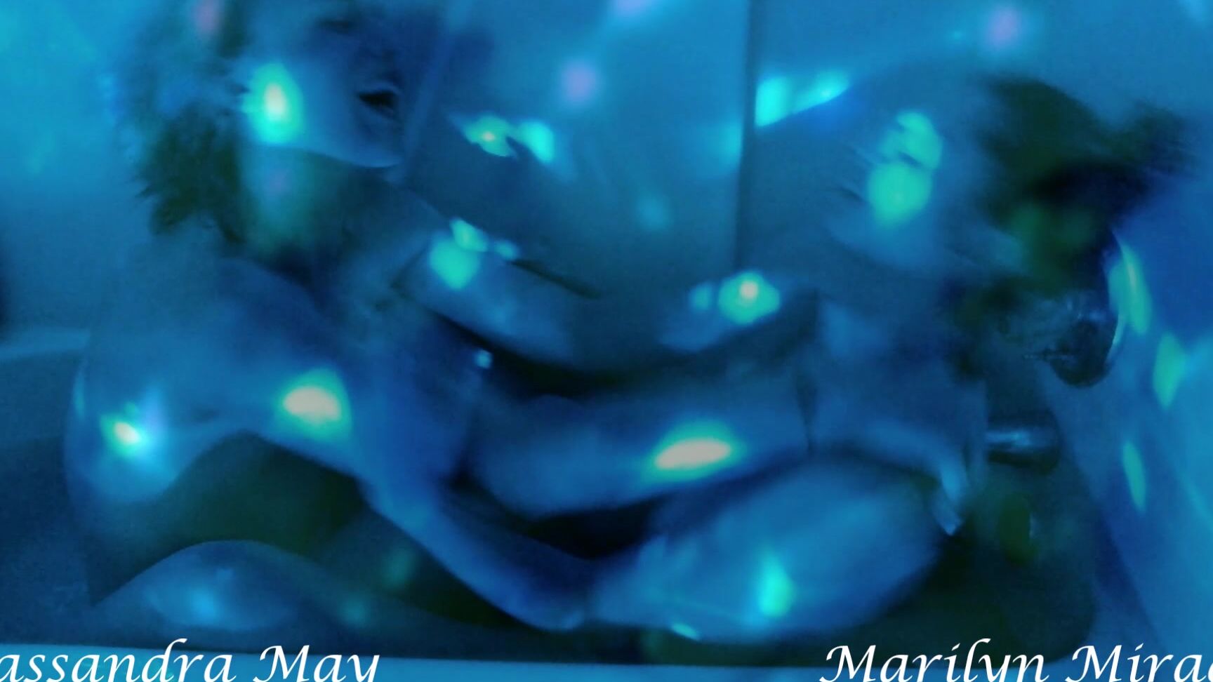 Cassandramayy Sensual Shower And Smoke Mp