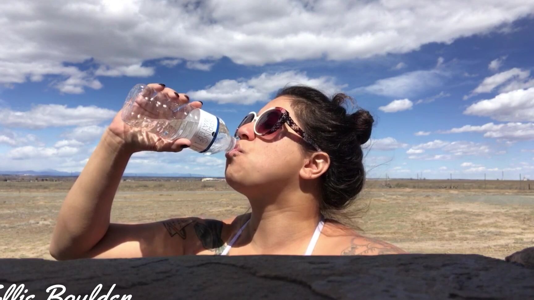 Ellieboulder Outdoor Colorado Peeing