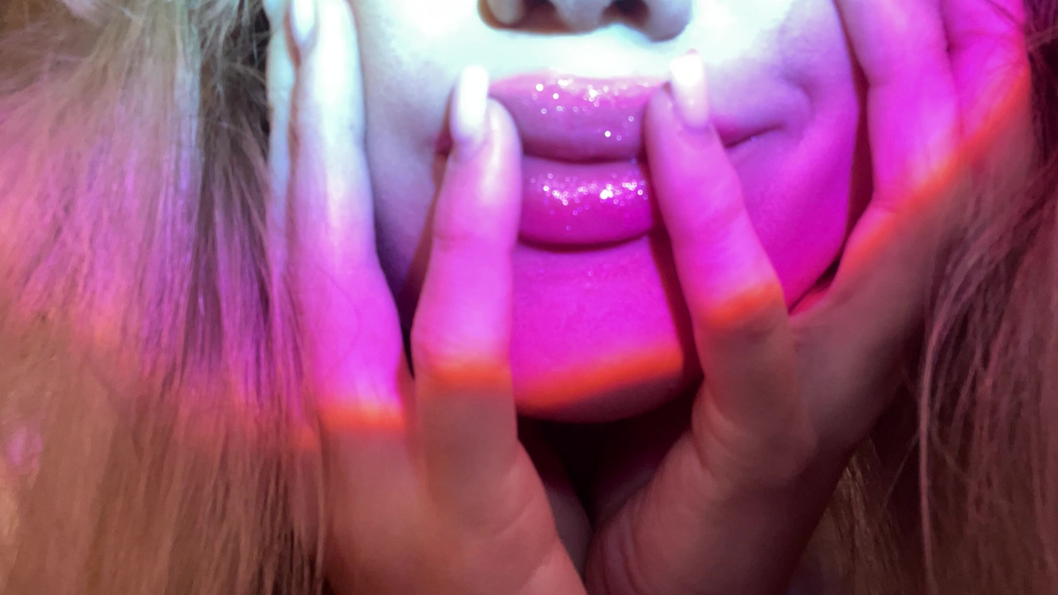 closeups, lipfetish, lipgloss, sfw, spitfetish, swallowingdrooling drooling shiny lips Manyvids