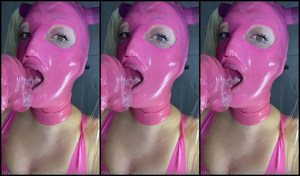Pretty In Pink Nicknamed Prettyinpinkxoxofficial Onlyfans Imagine This Cock Is Yours Could You Handle My Throat