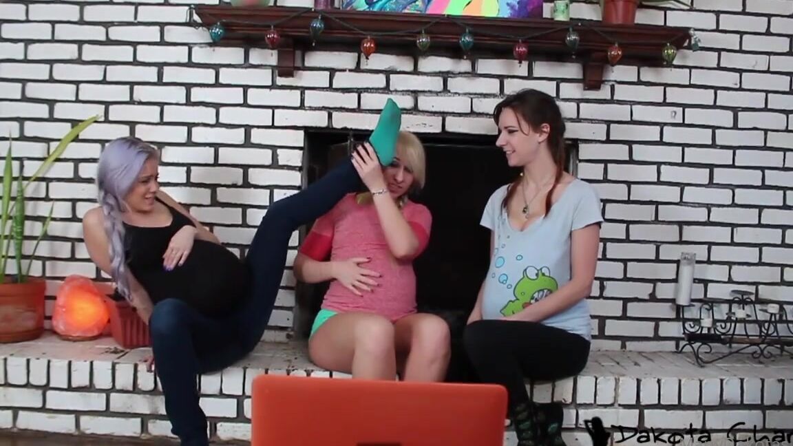 Dakota Charms Nicknamed Dakotacharms Onlyfans Pregnant Chicks Anabelle Pync Alora Jaymes Dakota Charms