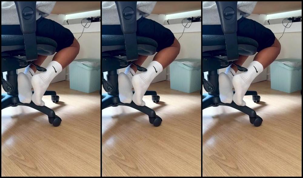 Stillsinning Nicknamed Stillsinning Onlyfans This Week Was Exam Week Watch Me While I Study