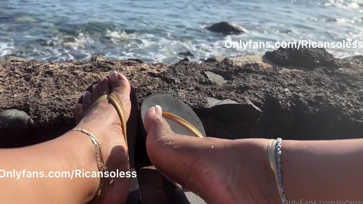 Mama Rican Aka Ricansoless Onlyfans Come Here Clean My Beach Feet Tongue Only