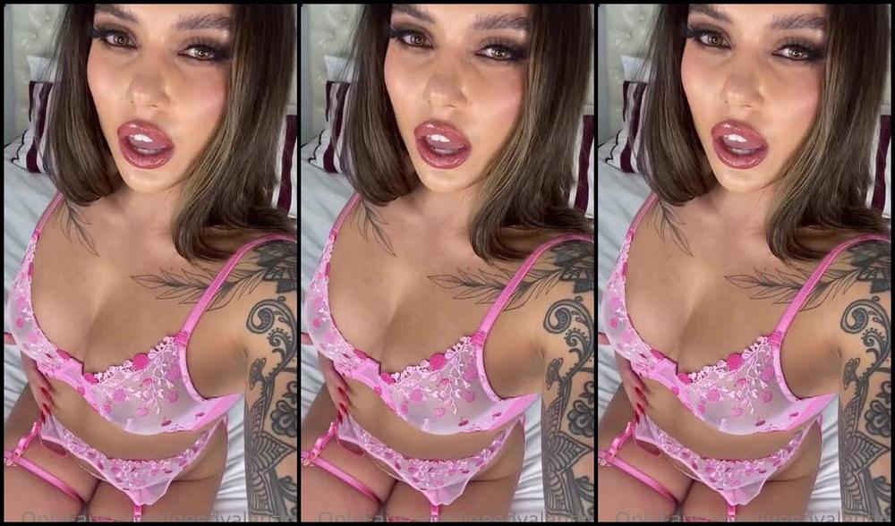 Valentina Fox Nicknamed Ineedvalentina Onlyfans Give 5