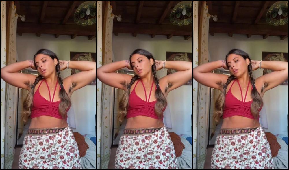 Ittybittycherry 2337F27D 19A3 4868 Bebf 92Dd647962Aa