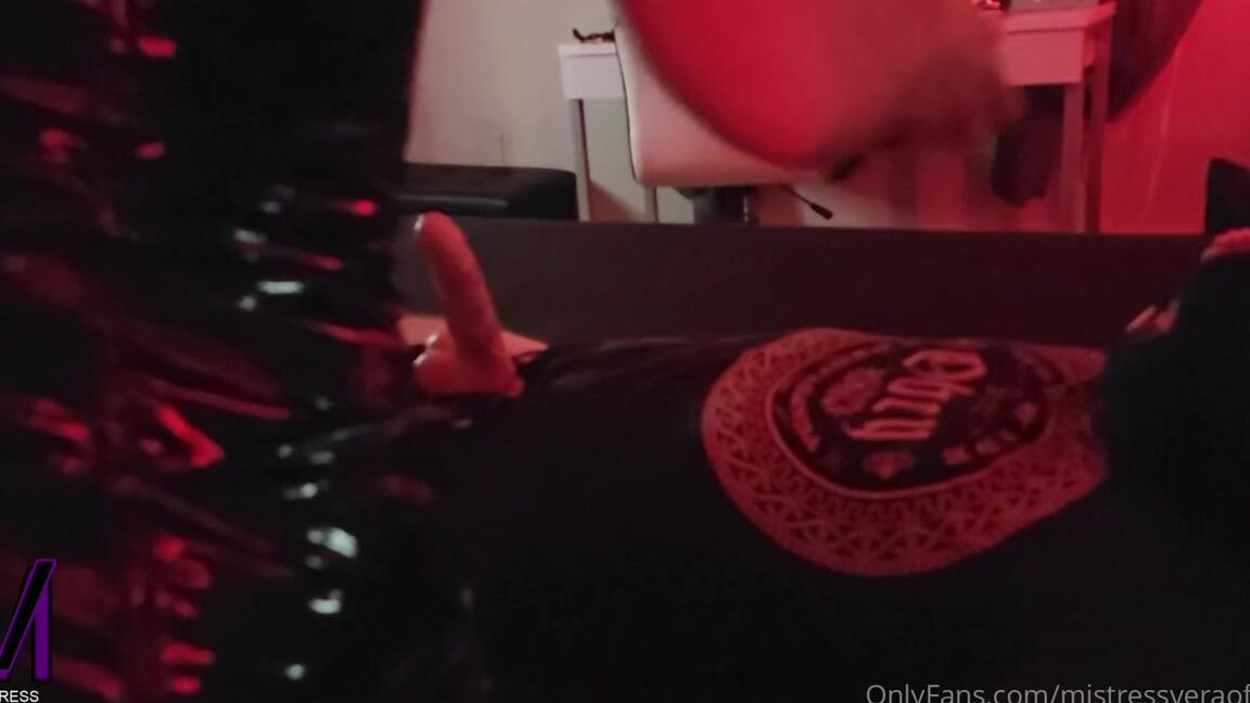 Mistress Vera Aka Mistressveraofficial Onlyfans So Close Yet So Far I Let My Slave Experience The Dream Of Fucking Me Without