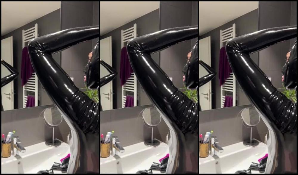 Natallie N Nicknamed Natallien Onlyfans This Is How I Became Rubber Doll How Do You Like Thies Outfit Videos