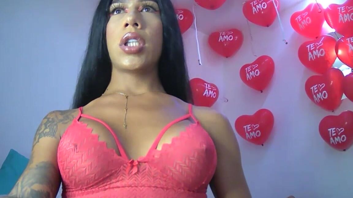 "Lola bbunny" facefetish, facepalm, facesitting, fingerfetish, handfetish looking naughty for you Manyvids