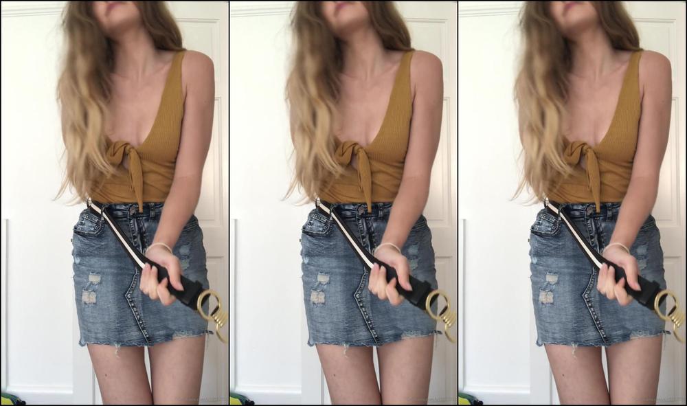 Goddess Rhimarie Xo Let Me Make Your Monday A Bit Better By Stripping For You