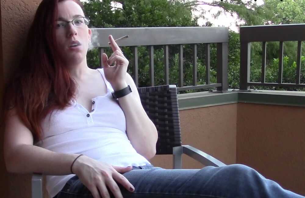 Lilyohriley Smoke Break