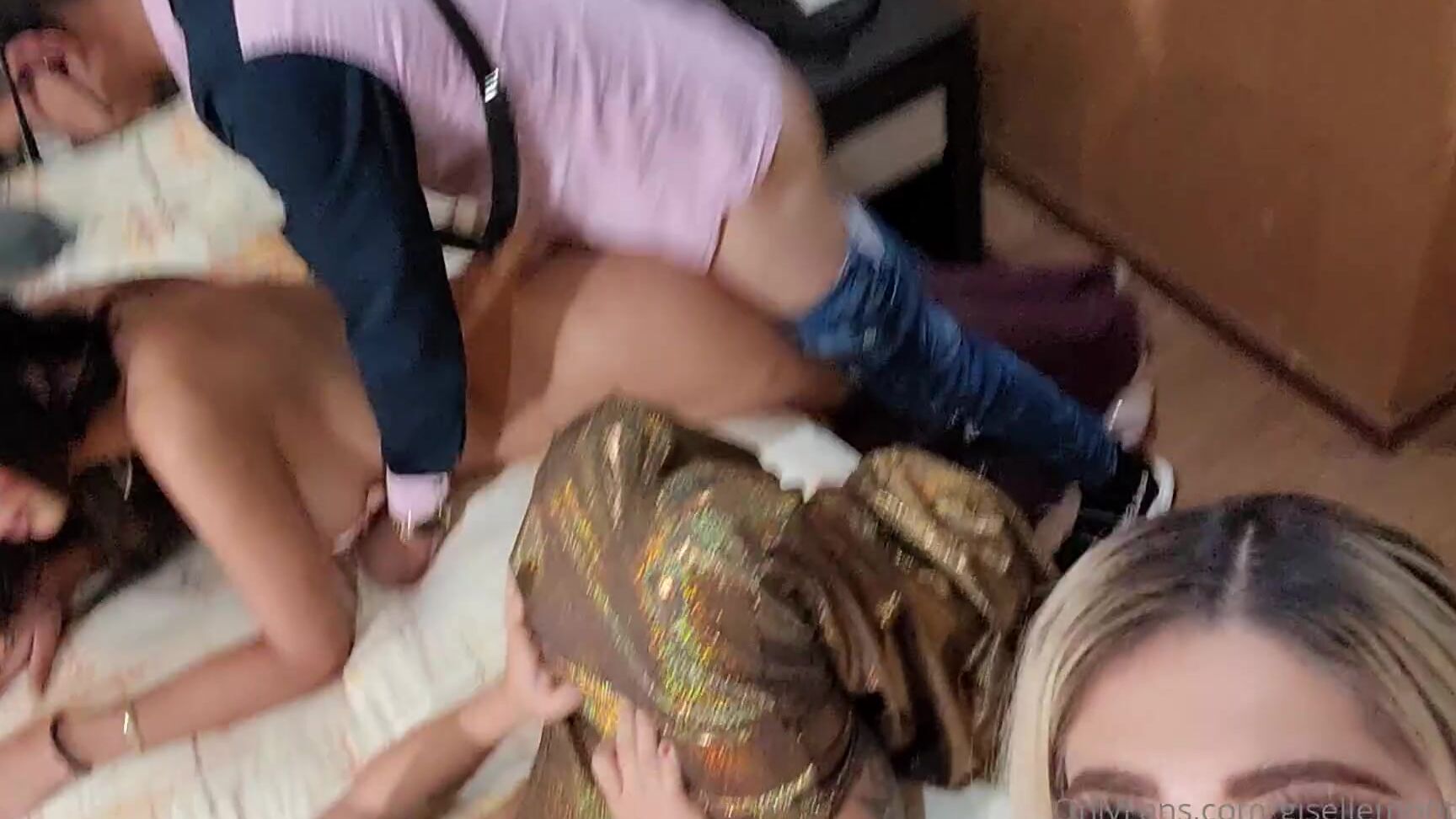 Gisellemontes Mi Novio Nos Coge Antes De Ir A Dar Show Y Nos Da Durisimo Alexmarinactorxxx Yamiramirez