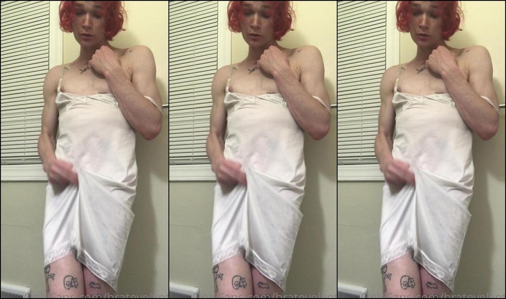 Bratevelynts 412417778 06 10 2020 Shhhhh Phoebe Is In The Other Room Camming I Make Some Drippy Stains In This Solo