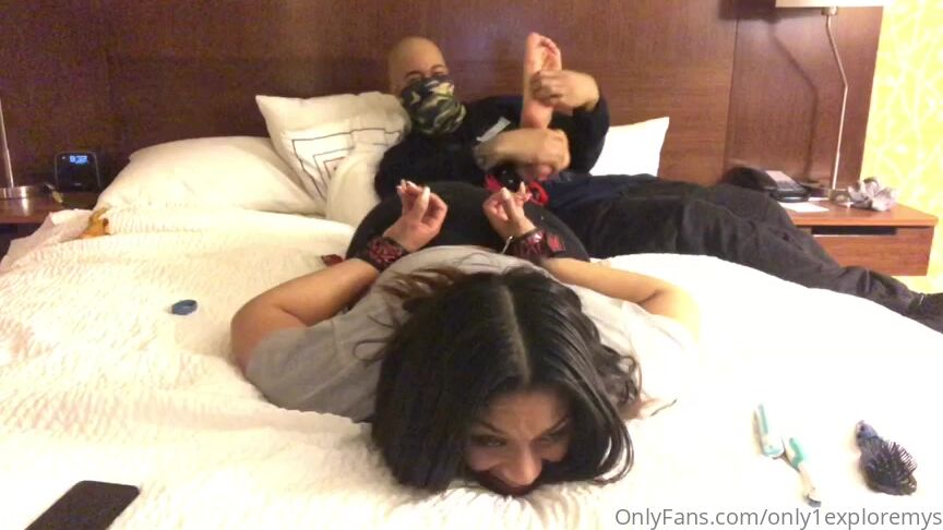 Only Exploremysoles Tied Up Hated It But Couldn T Help But Laugh