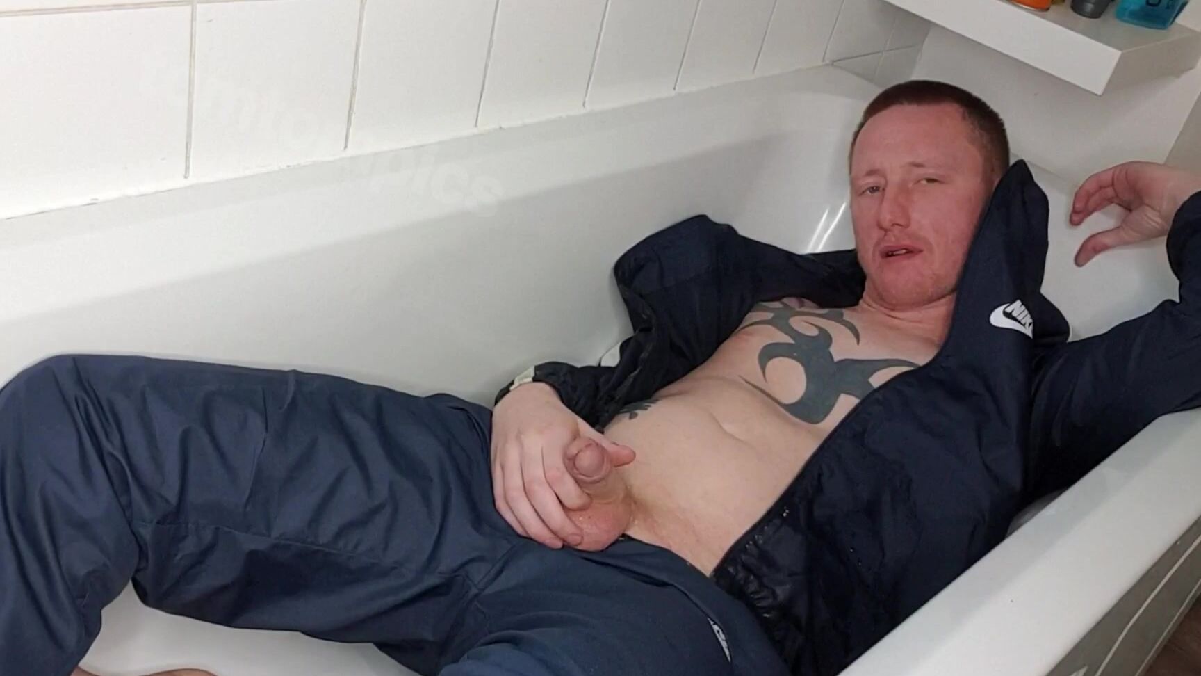 Tomtompics So Many Of You Ask For P Ssing Videos And I Had A Request Recently For Me Doing It Wea