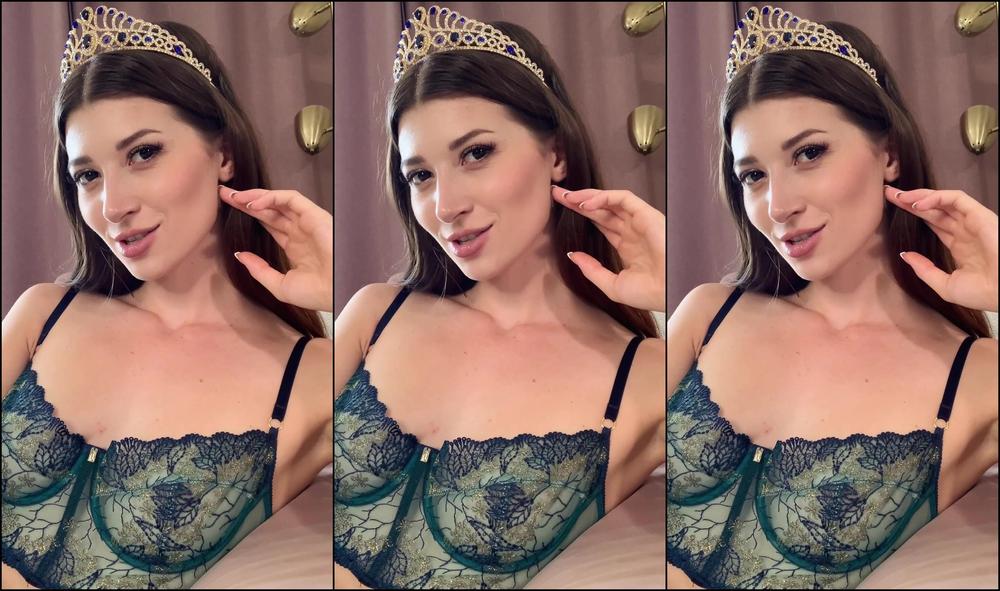 Eva De Vil Video For This Slave Task Youll Need A Vibrator B