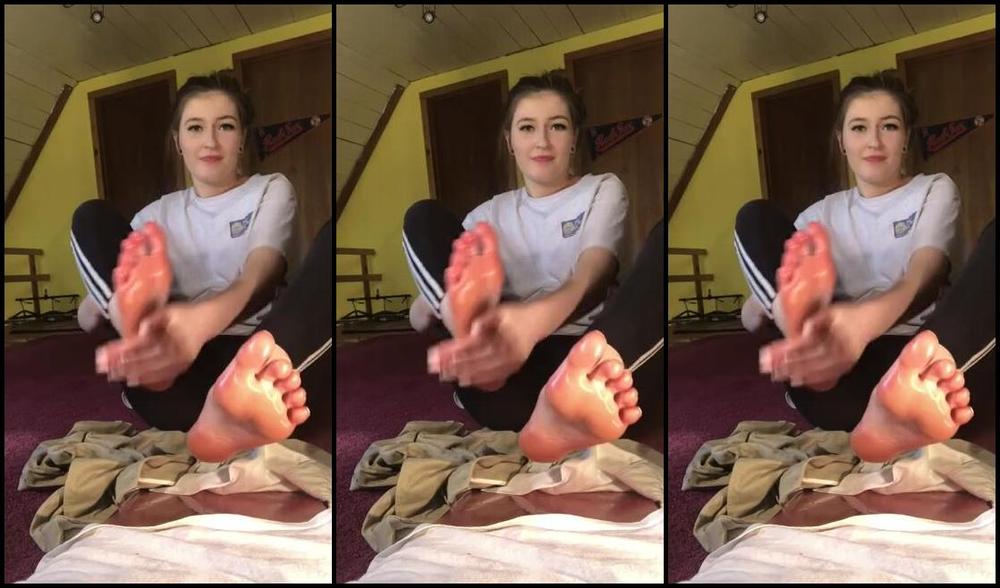 Delilah Nicknamed Footiesfeets Onlyfans Nothing Beats Oily Soles Prove Me Wrong