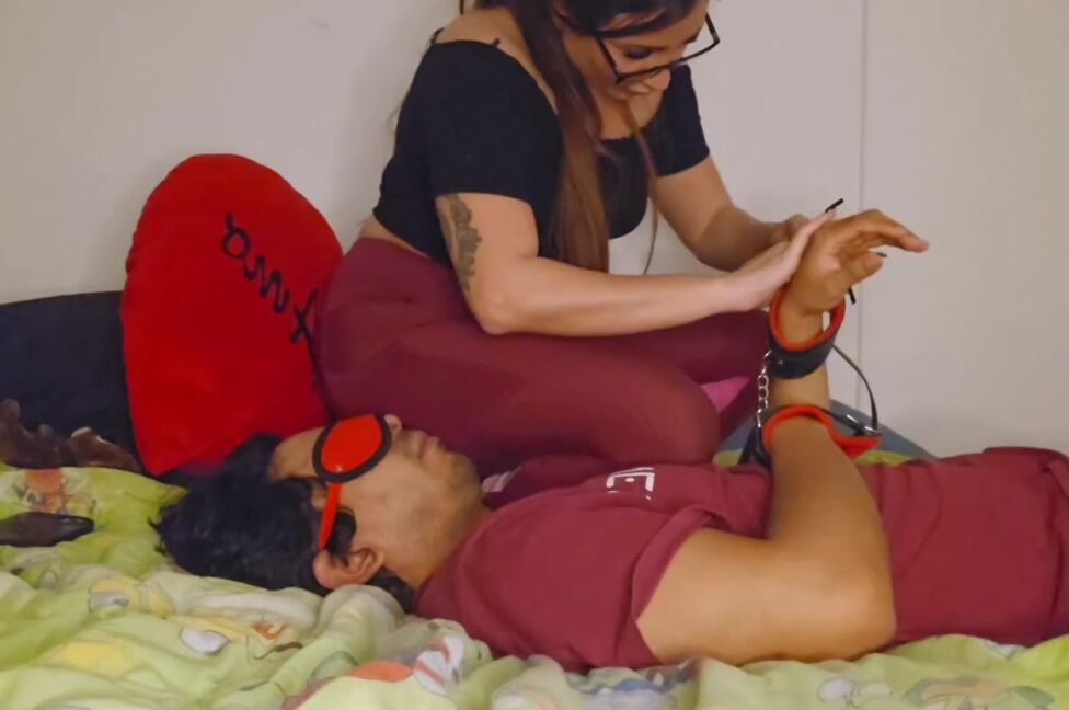 Deaveronica01 Onlyfans Legarti Senza La Possibilit Di Muoverti Sotto Il Mio Culo Una Cosa Che Amo Perch Solo