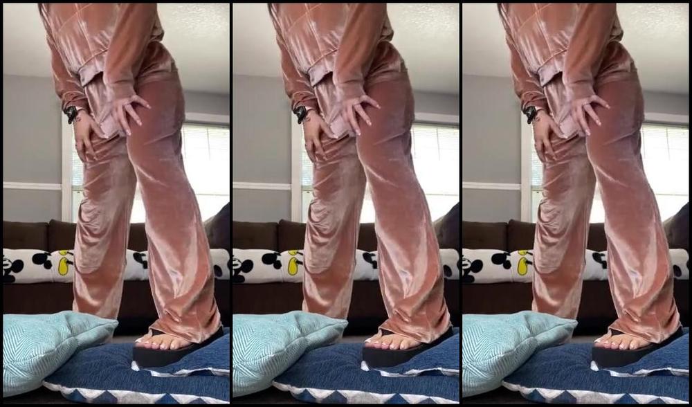 Deedeericanfeet 02 28 2024 Onlyfans Video As Requested Let Me Stomp On Ur Head Lol