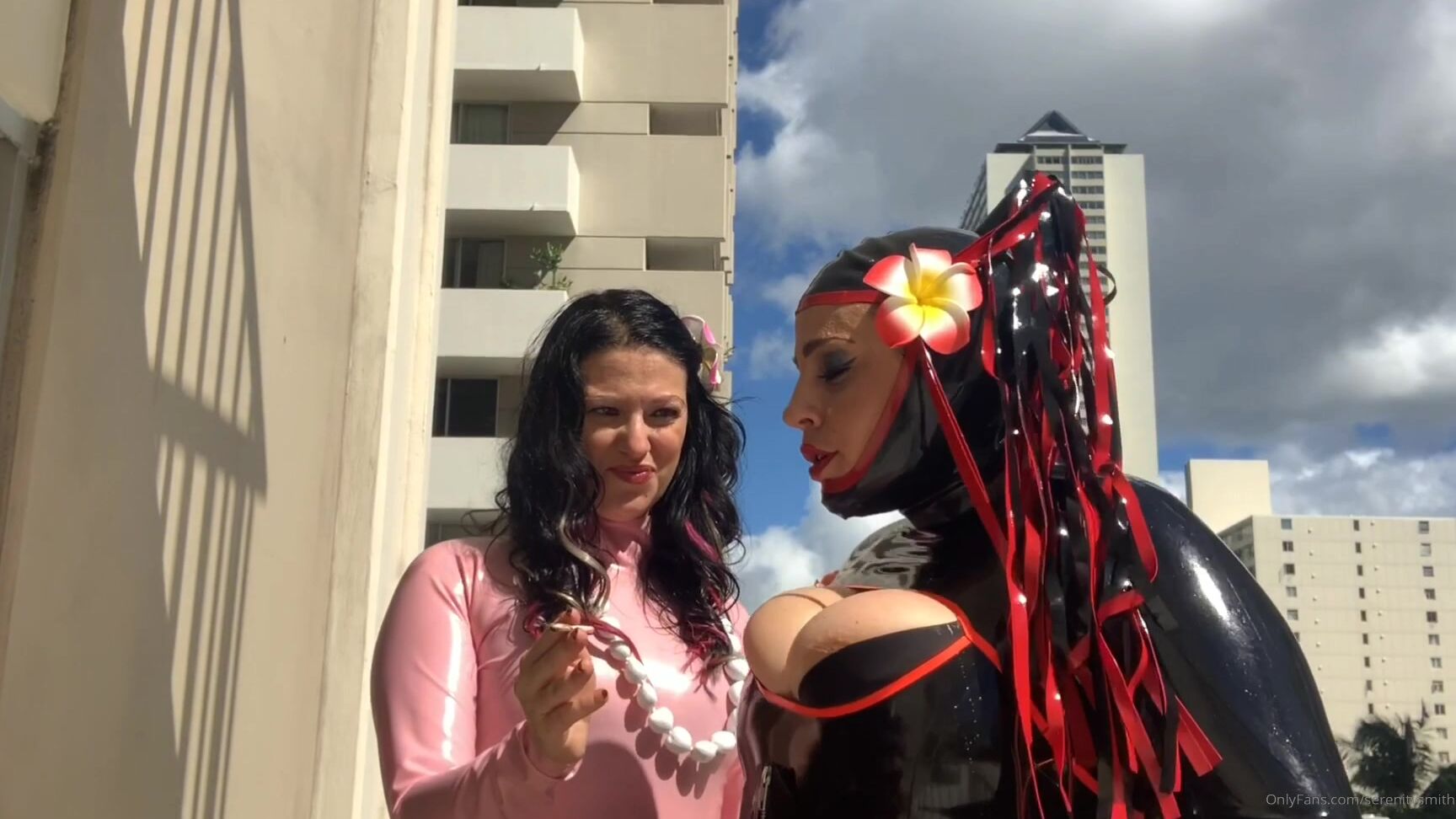Serenitysmith New Video Alert Latex Goddesses Feeding Frenzy Goddesssativa Ladylilastern