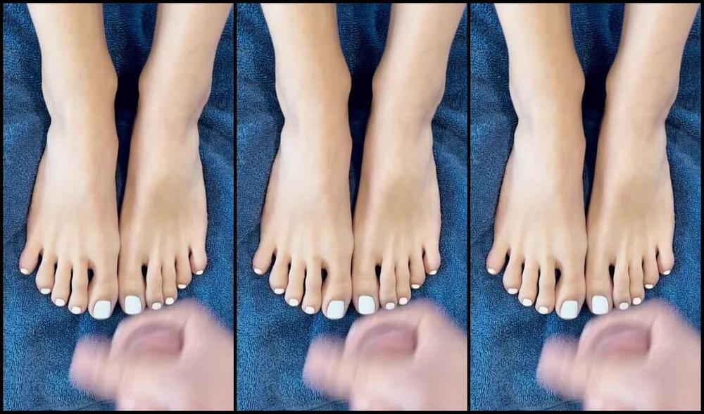 Brooke Jones Nicknamed Myposedtoesvip Onlyfans Fresh Coat Of White On A Fresh Coat Of White Paint Also From Now Until Memorial Day I Am Goi 4