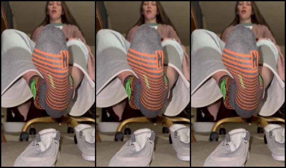 Soldmysolesforink Nicknamed Soldmysolesforink 12 14 2023 Onlyfans Video Happy Stanky Sweaty Day 3 My Favorite Day When The Scent Leaks Out Before I Even