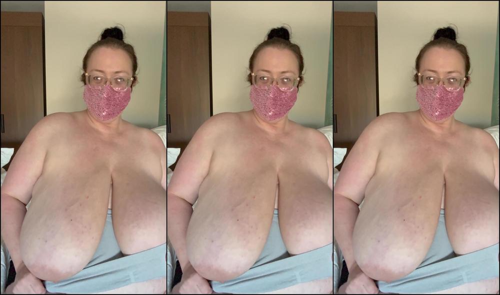 Bustybigbooty 3645759881 01 13 2025 Do You Like Being Flashed And Teased Oh And If Your Hands Are Cold I