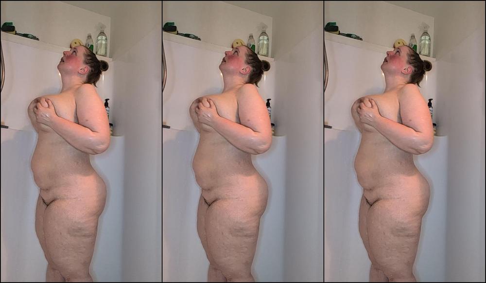 Bibliophile120 3606360876 12 18 2024 Which Part Of Me Are You Going To Kiss Under The Mistletoe