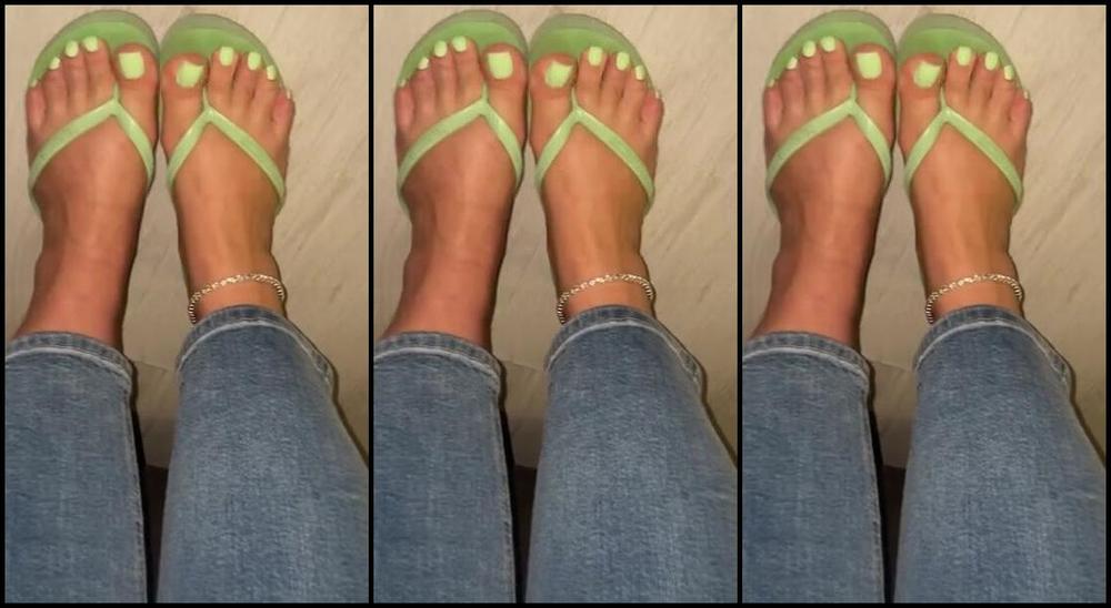 Aqua Ldn Onlyfans I Can T Wait For Some Sunshine To Tease With My Flip Flops 2Cn