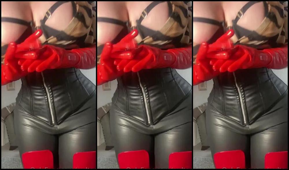 Miss Harriet Nicknamed Redtoes Onlyfans Red Boots Red Gloves Part 1 4