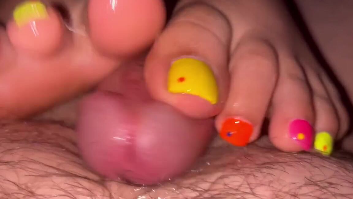Latinamala Nicknamed Latinamala1 Onlyfans 05 23 2023 Tickling Teasing Colourful Neon Toes Rubbing On A Big Head