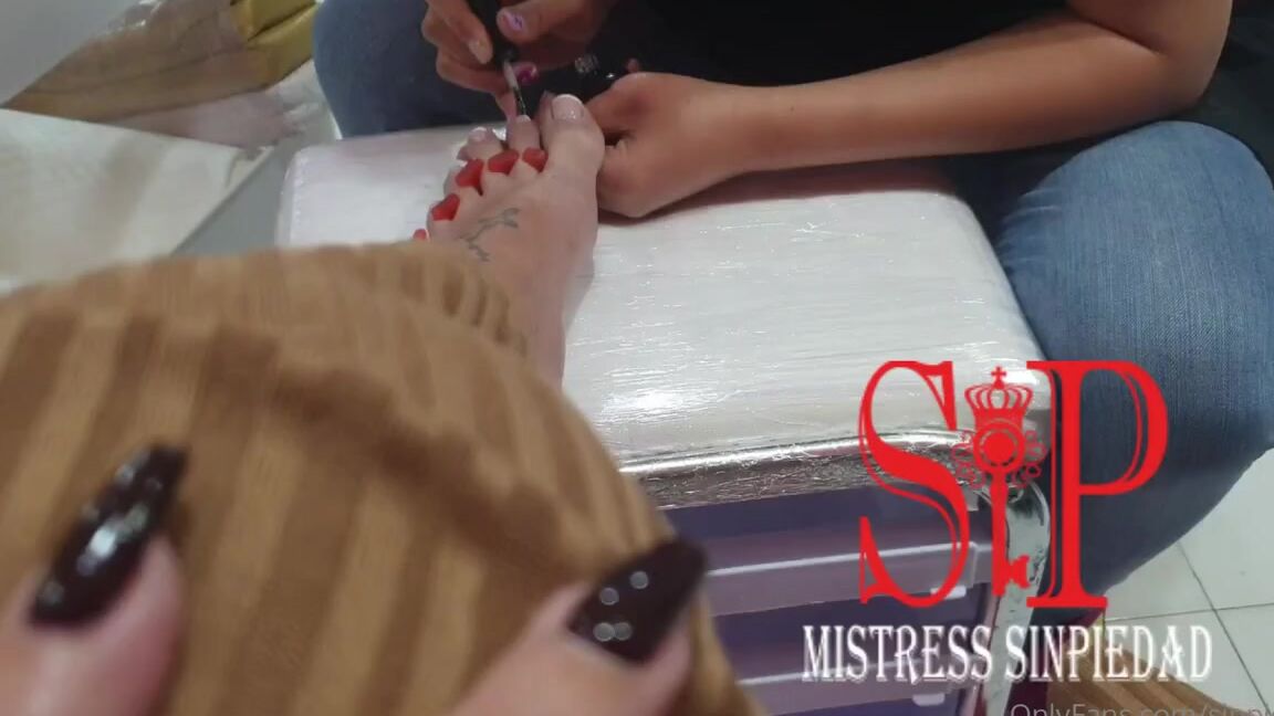 Mistress Sinpiedad Nicknamed Sinpiedad Onlyfans New French Pedicure Fans