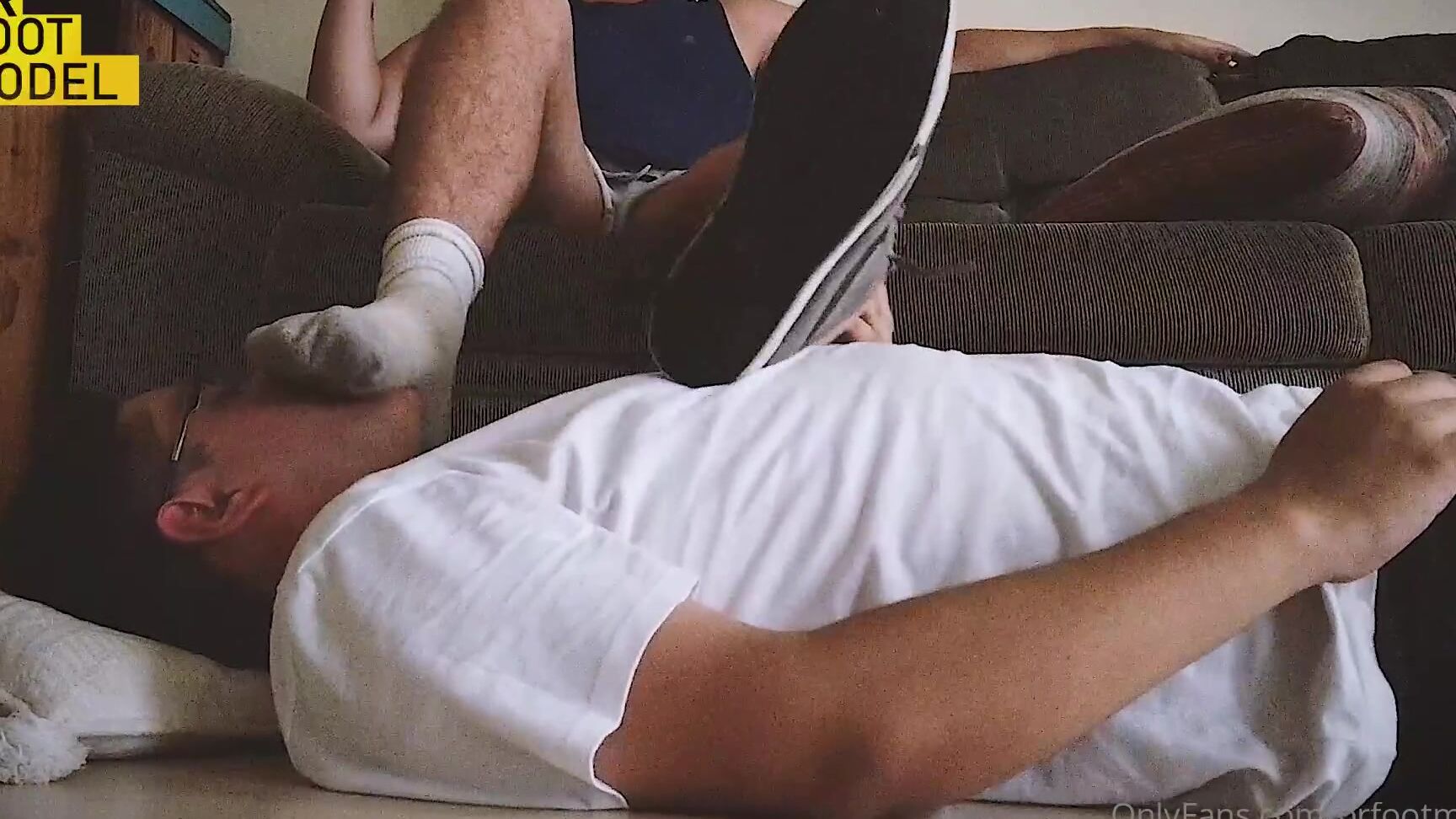 Brfootmodel 2797972042 03 08 2023 Relax With Stinky Hanes Socks