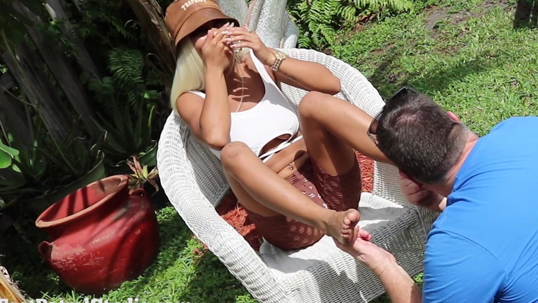 Foot Patrol Studio The Banana Challenge With Cookiee Cuatros